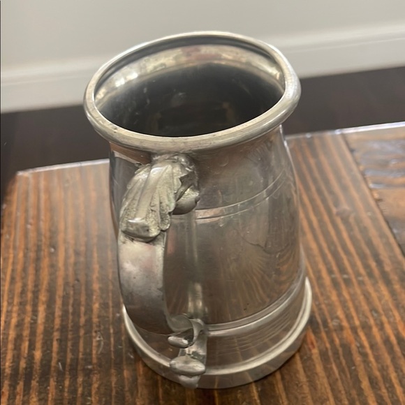 Noli Silver Mug with Classic Design for Dining - Picture 4 of 6